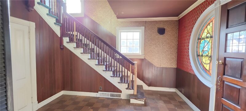 130 E Wallace Ave — photo 7