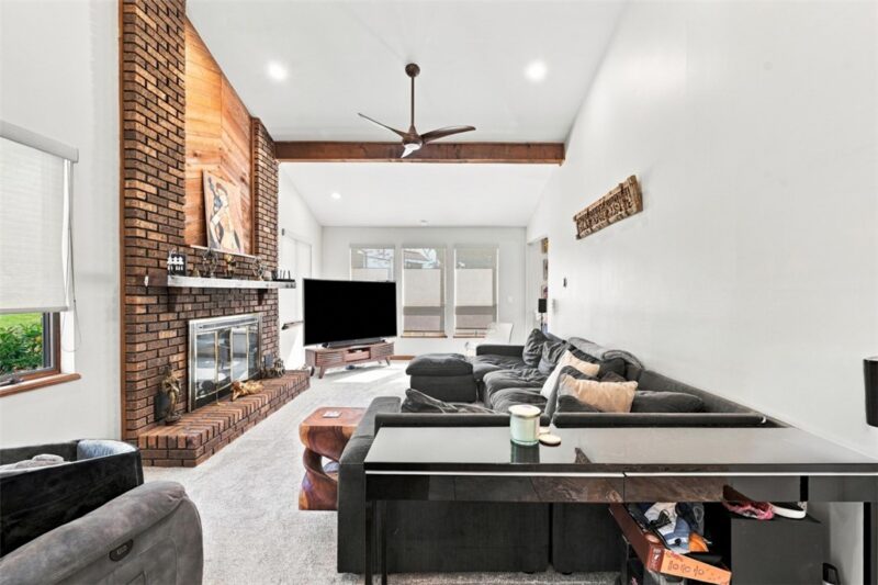 1601 Mountainview Dr — photo 8