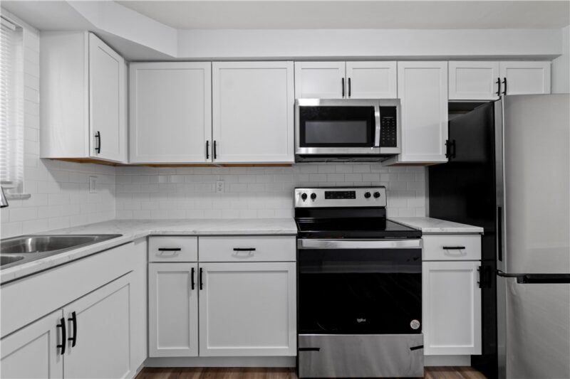 4007 Greensprings Ave — photo 8
