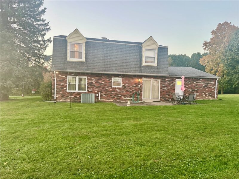 110 Lauffer Lane — photo 2