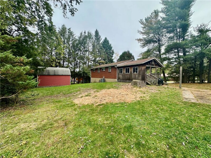 100 Surrey Drive — photo 4