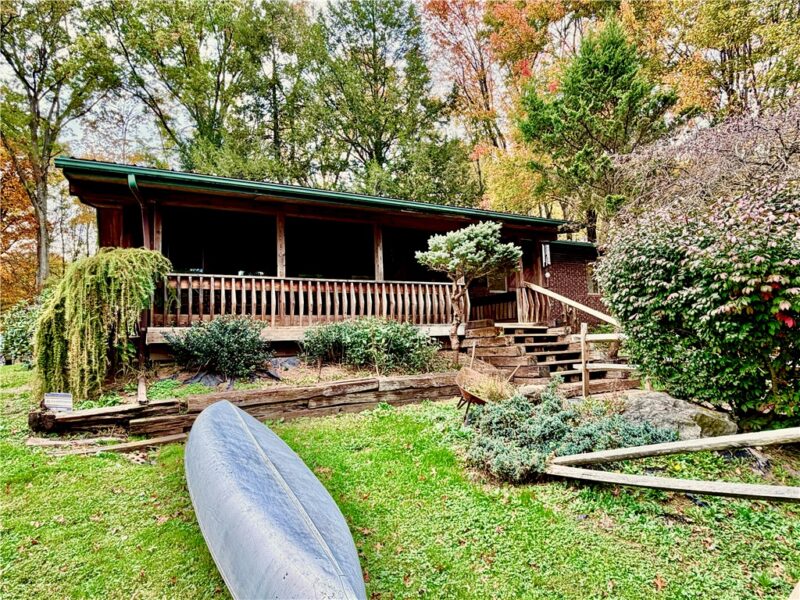 255 Brent Road — photo 3