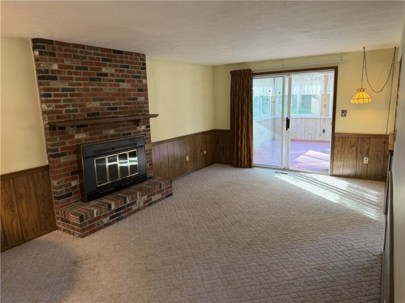 1041 Evergreen Dr — photo 5