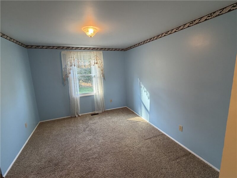 1041 Evergreen Dr — photo 7
