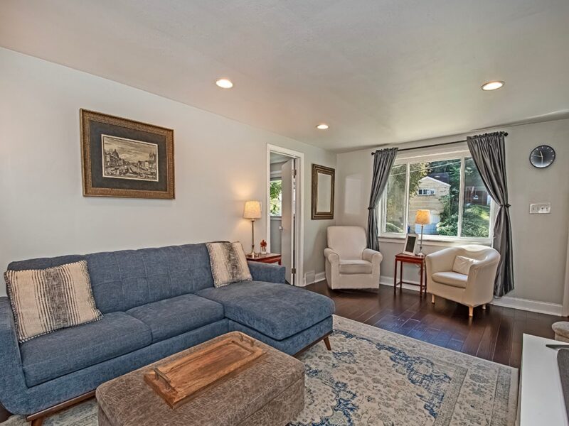 1318 Barr AVENUE — photo 3