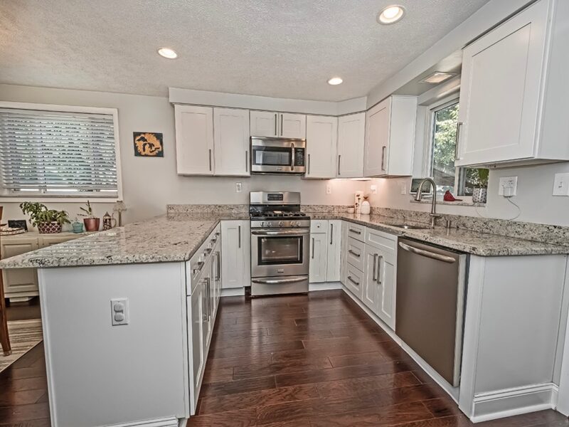 1318 Barr AVENUE — photo 8