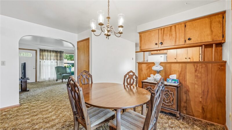 1766 Woodside Dr — photo 7