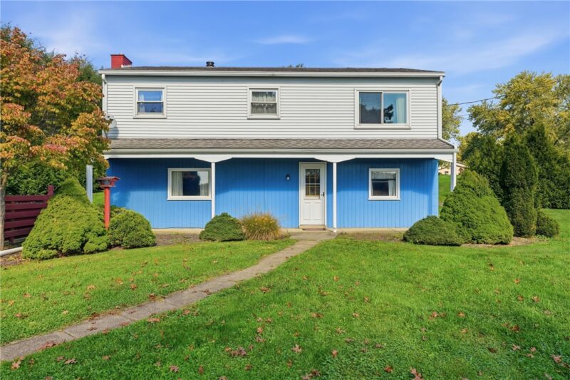 562 Brownsdale Rd — photo 2