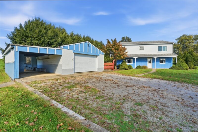 562 Brownsdale Rd — photo 3