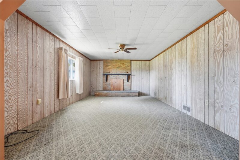 562 Brownsdale Rd — photo 5