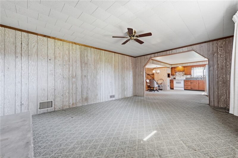 562 Brownsdale Rd — photo 7