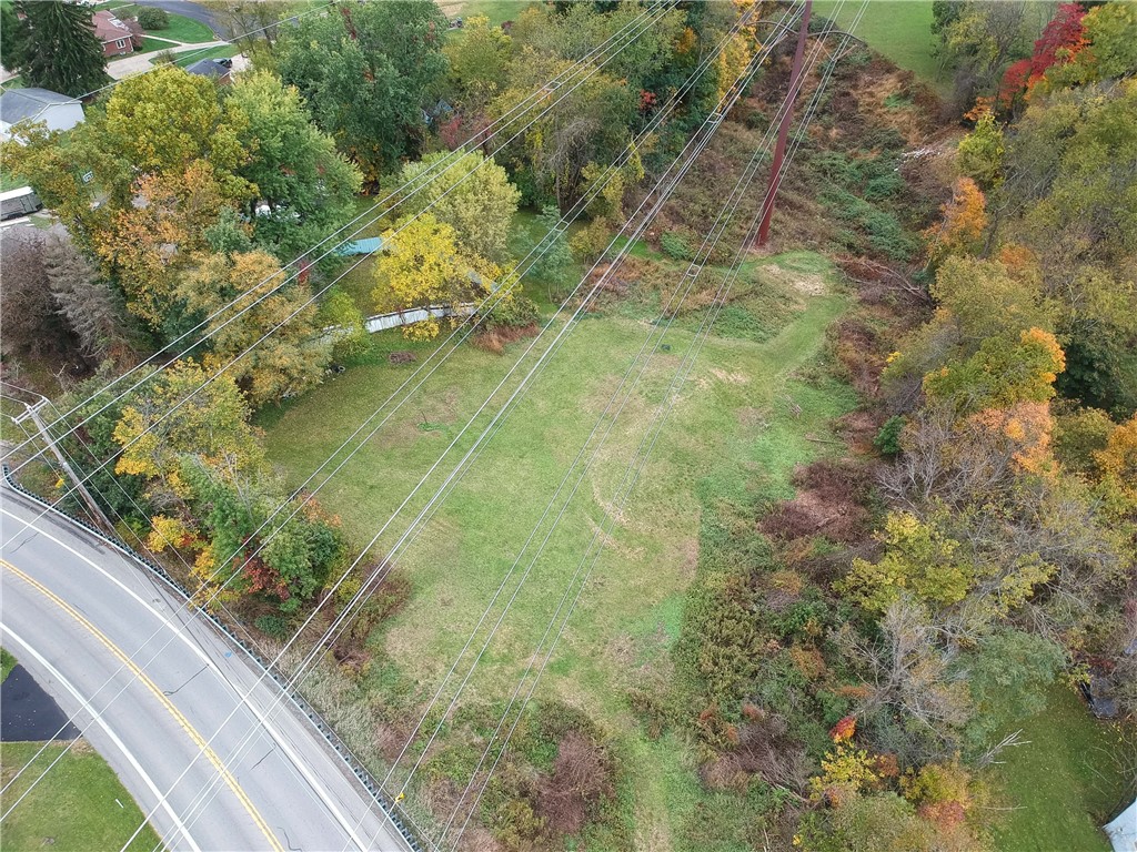 1865 Brodhead Rd — photo 1