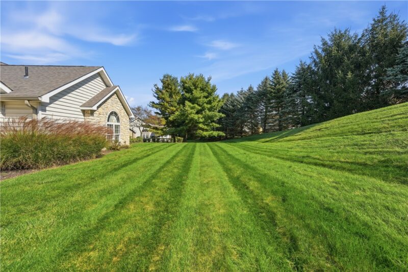 1721 Heather Heights Drive — photo 4
