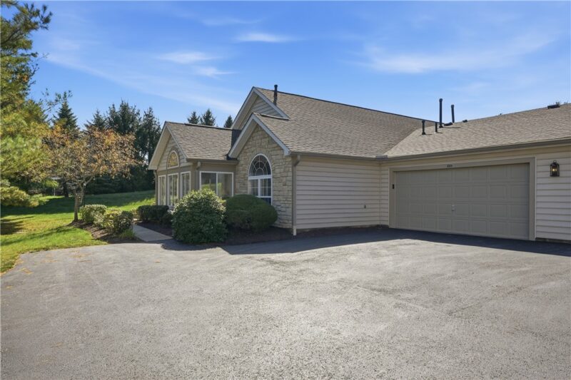 1721 Heather Heights Drive — photo 7