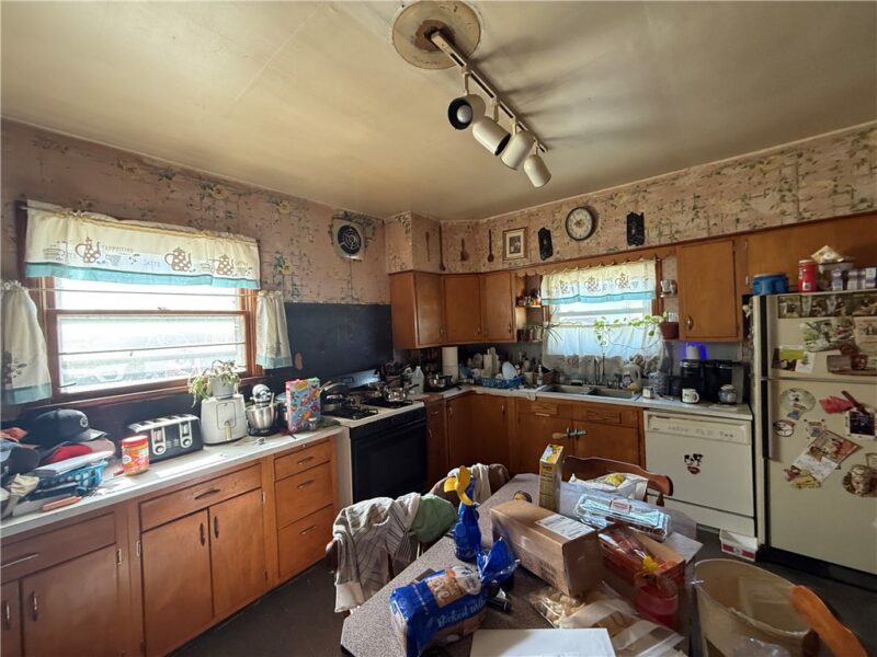115 Horatio St — photo 3