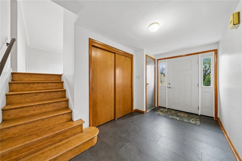 424 Shogan Drive — photo 3