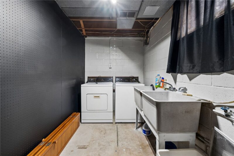 424 Shogan Drive — photo 8