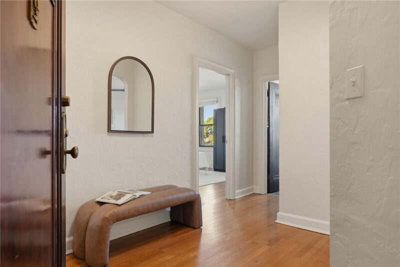 372 S Highland Avenue 601 — photo 5