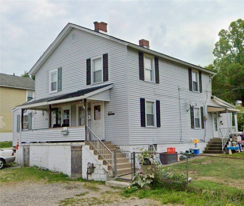 9118 Maple St — photo 4