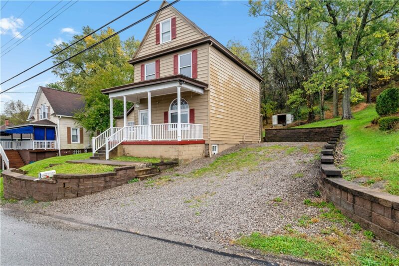 339 Meadow Ave — photo 3