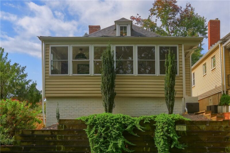 711 Virginia Avenue Ext — photo 3