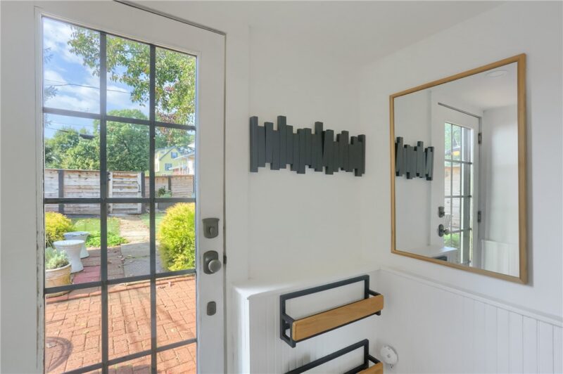 711 Virginia Avenue Ext — photo 4