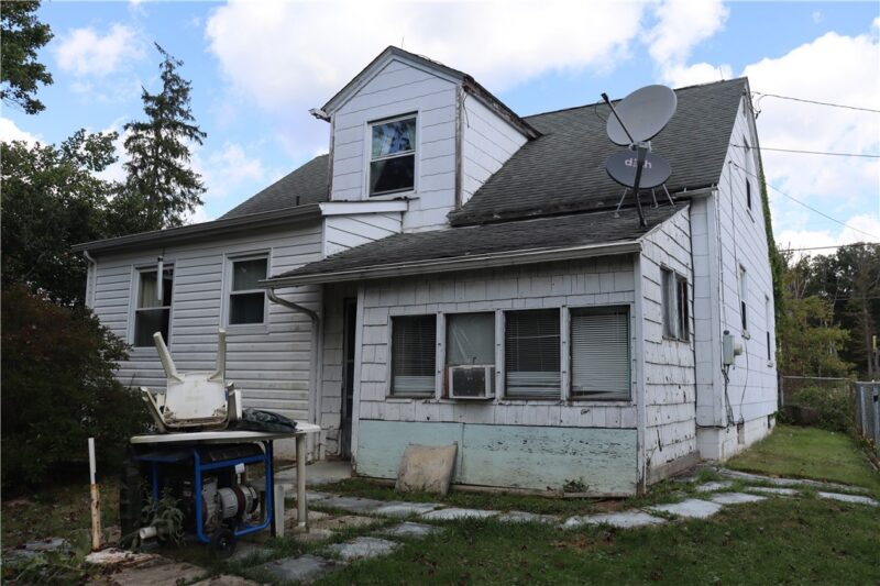 1298 E Route 30 — photo 4