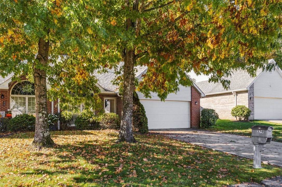 379 Country View Drive — photo 1