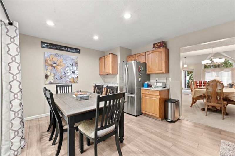 379 Country View Drive — photo 4