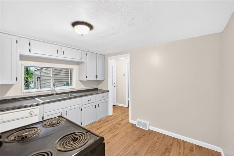 470 Braden School Rd. — photo 6