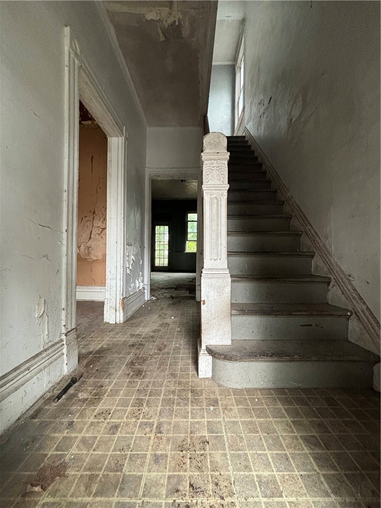 86 Lafferty Ave — photo 3