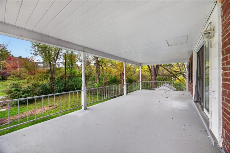 282 McMurray Rd — photo 5