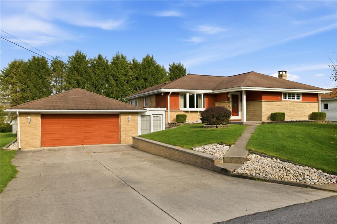 113 Fairview Avenue — photo 1