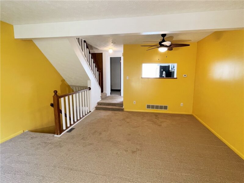 118 OLD VILLAGE LANE — photo 8
