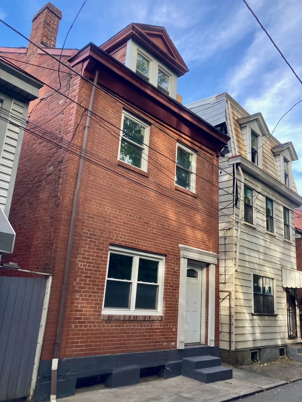 1823 Edwards Way — photo 1