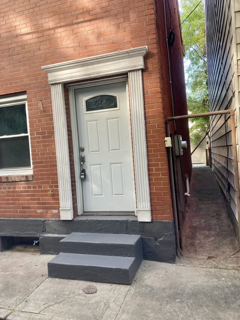 1823 Edwards Way — photo 3