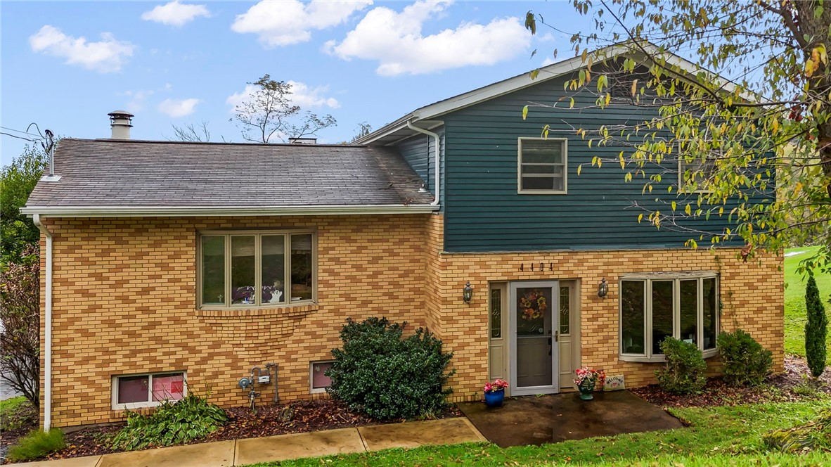4404 Finleyville Elrama Road — photo 1