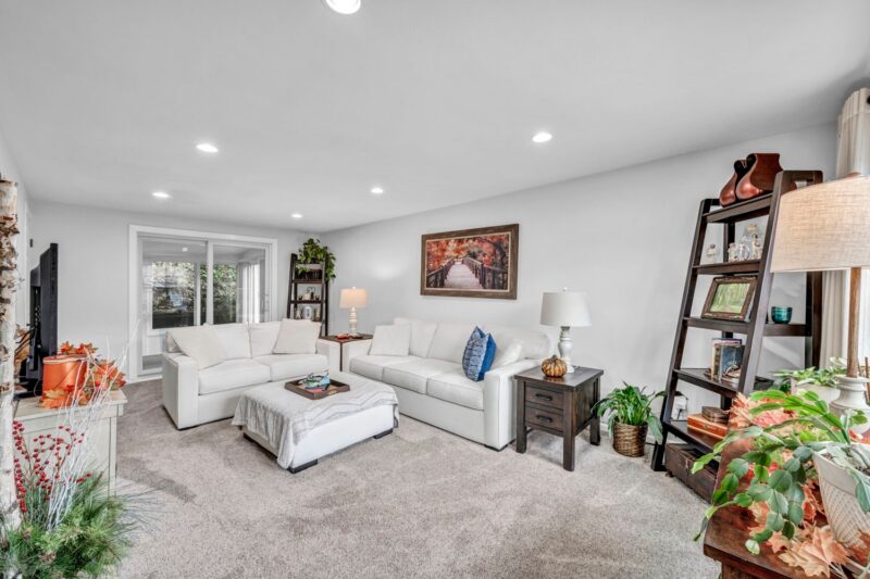 1103 Glencoe AVENUE — photo 3