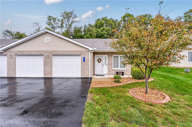 563 Sunview Cir — photo 2