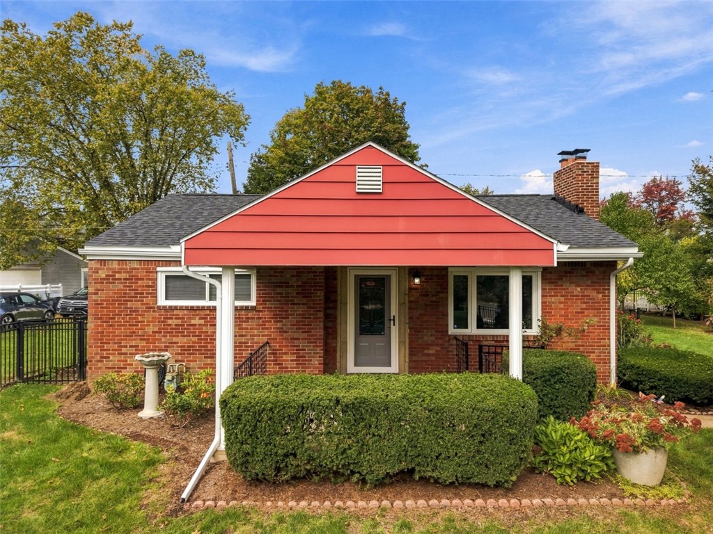 610 Thorn Street — photo 1