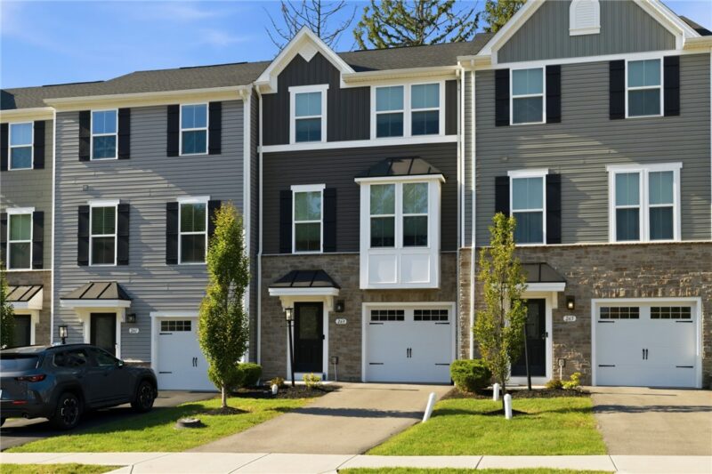 263 Chesna Drive — photo 3