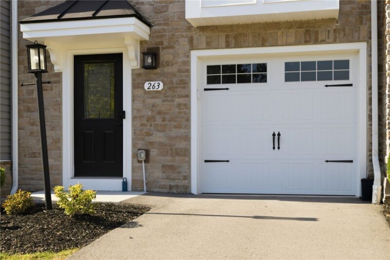 263 Chesna Drive — photo 4