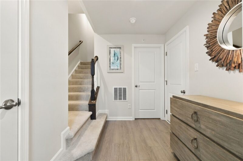 263 Chesna Drive — photo 5