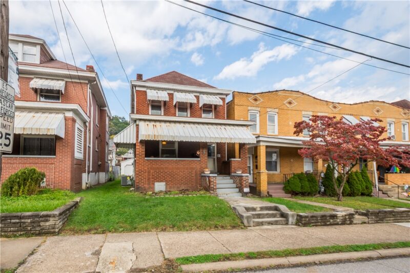908 Broadway Ave — photo 2
