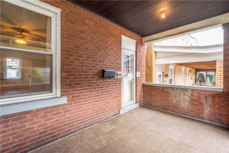 908 Broadway Ave — photo 5