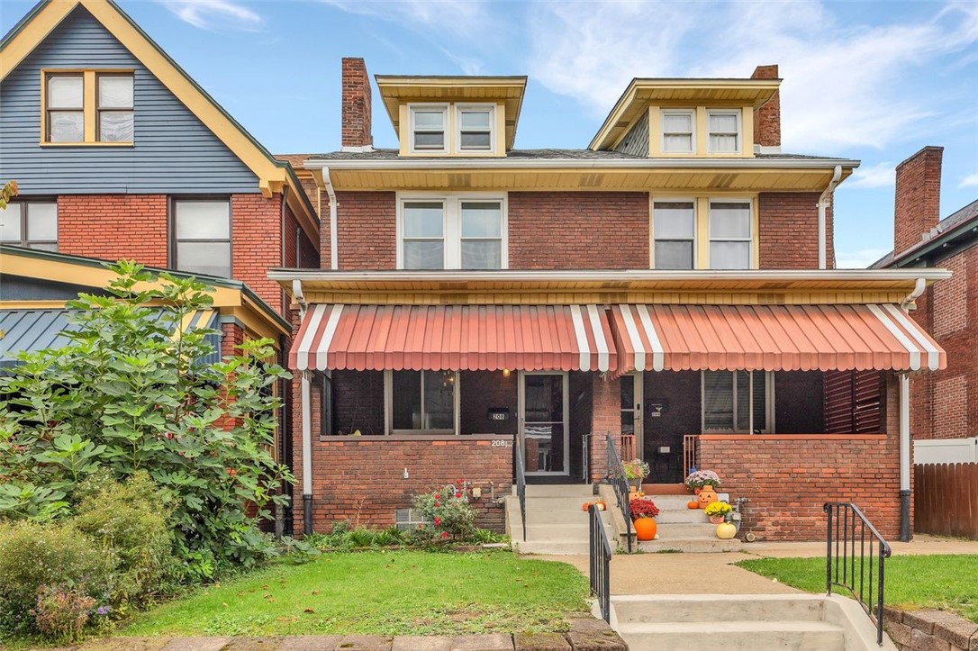 208 Gross Street — photo 1