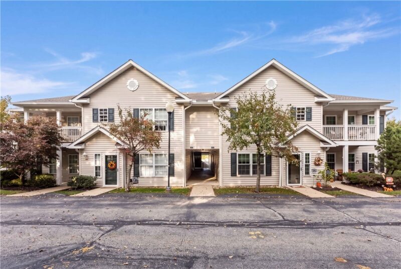 3104 Lenox Dr