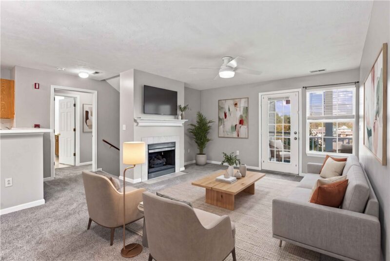 3104 Lenox Dr — photo 2