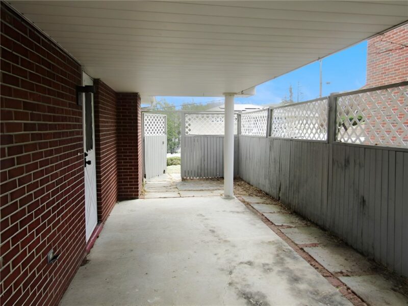 412 Belrose Dr — photo 5