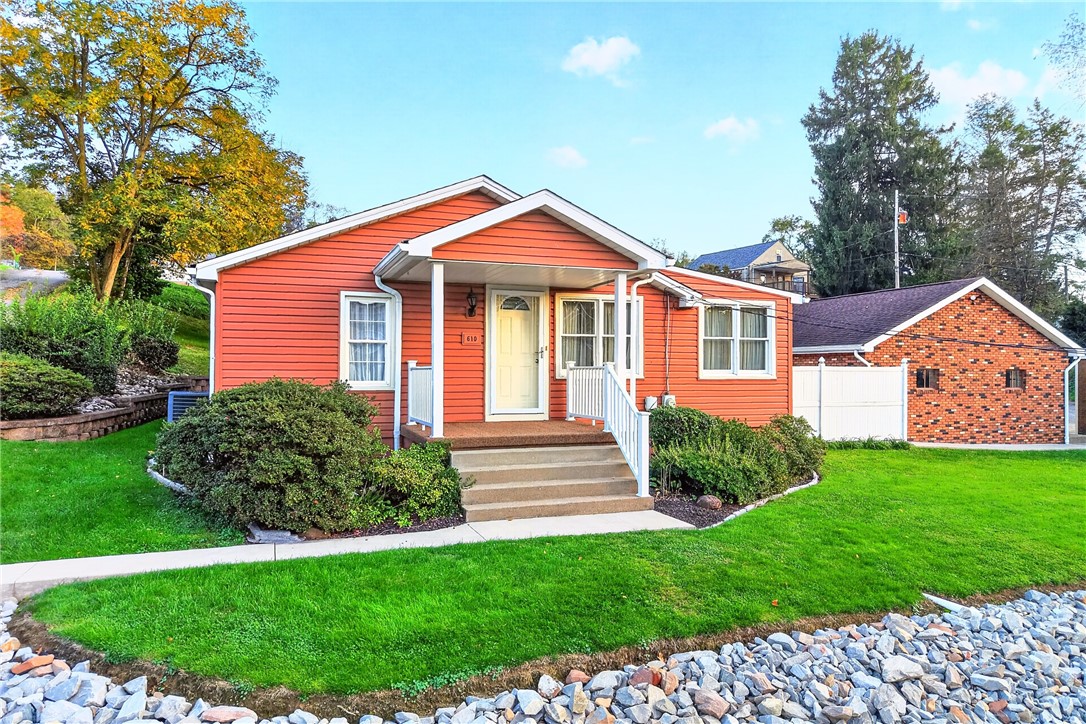 610 Blind Ln — photo 1